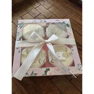 Belle Maison Honey Soaps 4 Pack Gift Set Hexagon Bee Motif New 3.5oz Bars NIP